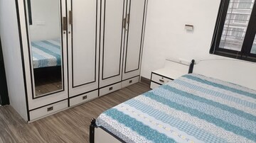 Bedroom in 1.5 BHK Apartment at Bandra West – for Rent