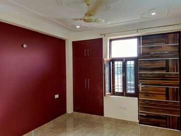 Room in 2 BHK Builder Floor at Sector 45 – for Rent
