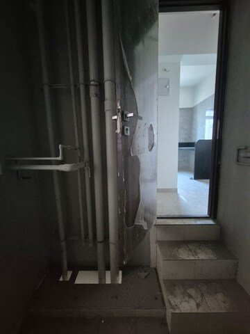 Bathroom in 3 BHK Apartment at Oberoi Realty Esquire, Goregaon East – for Rent