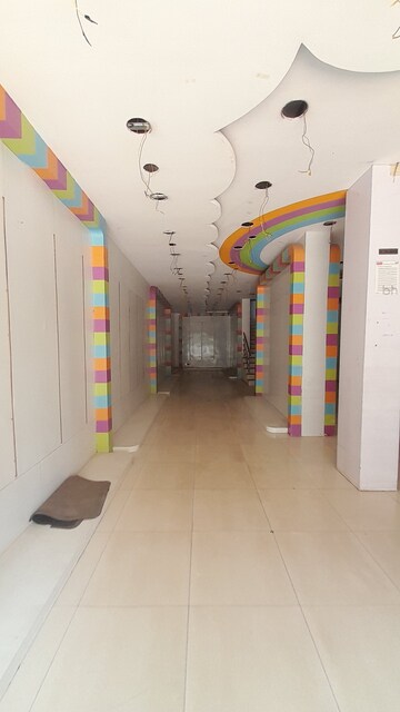 Team Area in  Showroom at Pandri – for Rent