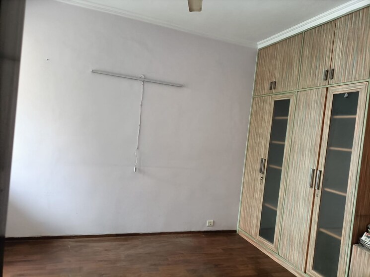 Room, parsvnath-green-ville 3 Bedroom 1945 Sq.Ft. Apartment In Sector 48 Gurgaon 8890731