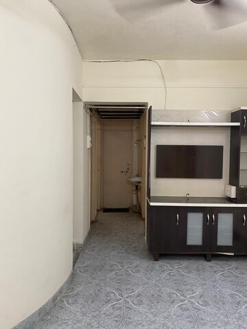 Room in 2 BHK Apartment at Shriram Nagar – for Rent