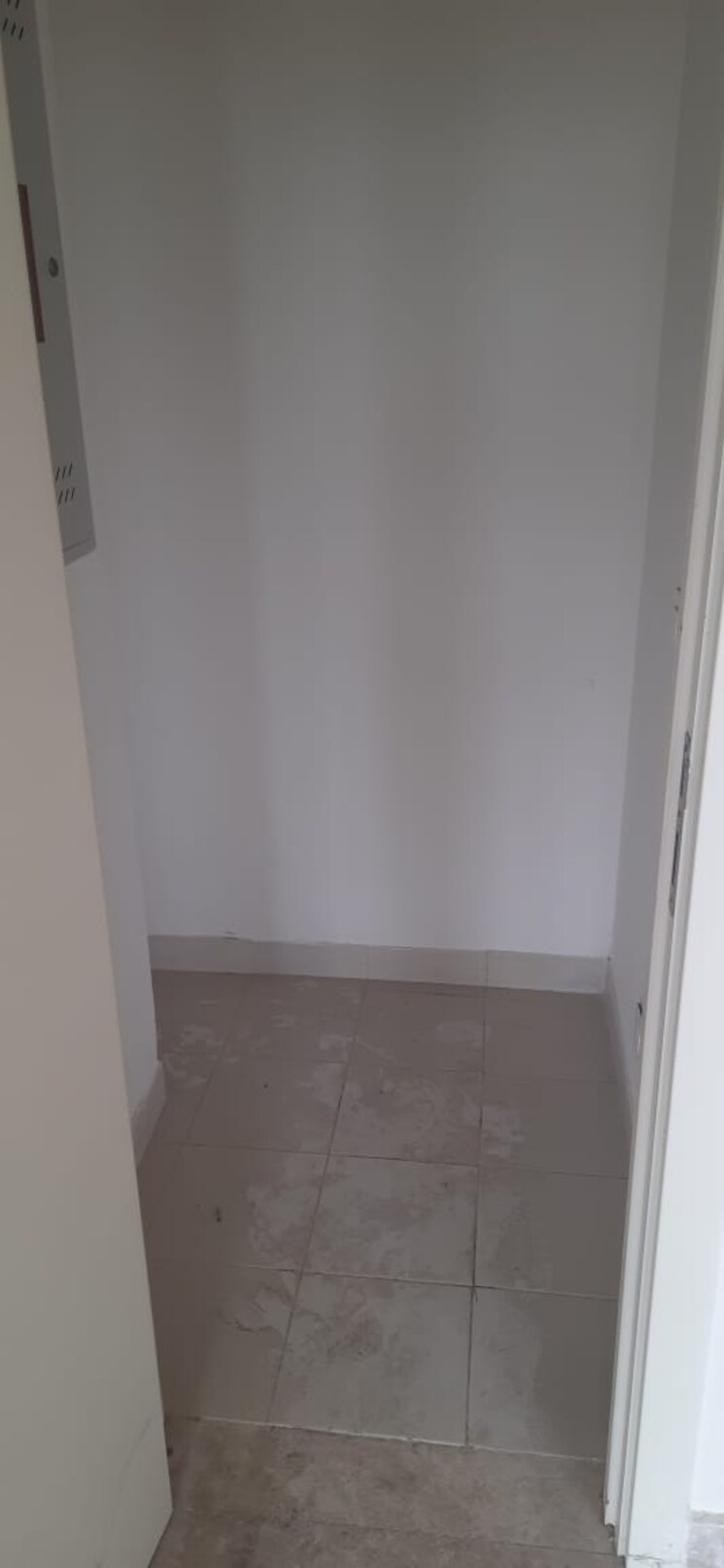 Bathroom, vipul-greens 3 Bedroom 1860 Sq.Ft. Apartment In Sector 48 Gurgaon 8890834