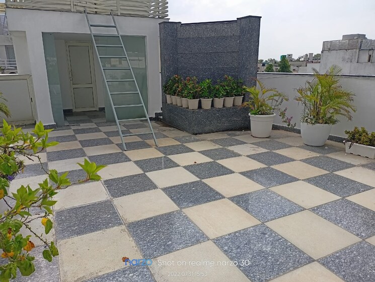 Balcony, boutique-residential-apartments-c-253 3 Bedroom 2800 Sq.Ft. Apartment In Defence Colony Delhi 8890768