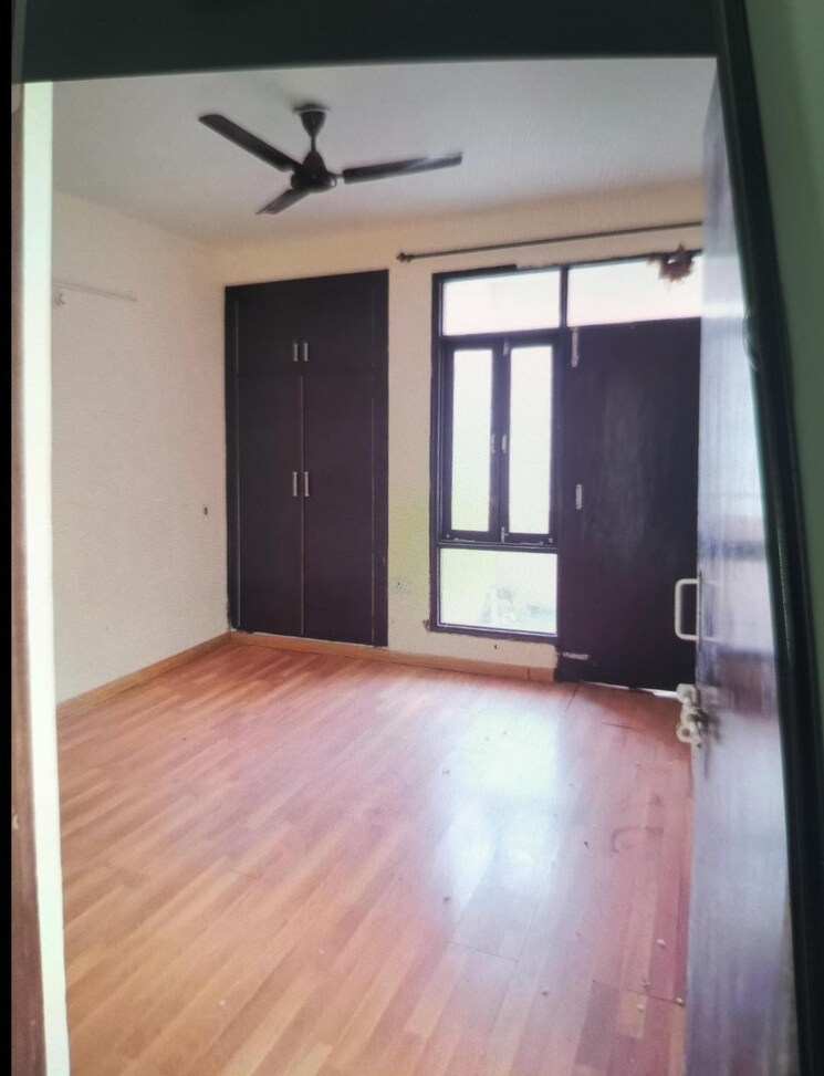 Room, srs-royal-hills 3 Bedroom 978 Sq.Ft. Apartment In Sector 87 Faridabad 8890836
