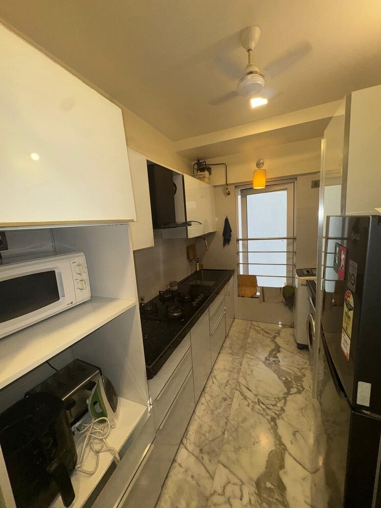 Kitchen, khar west 1 Bedroom 550 Sq.Ft. Apartment In Khar West Mumbai 8890840