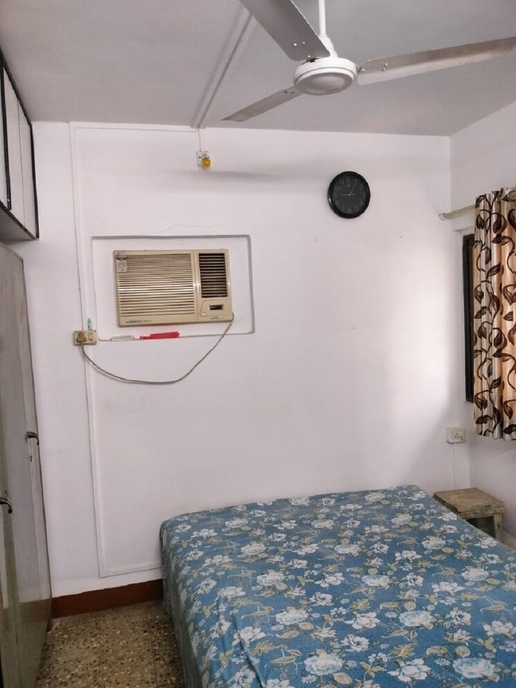 Bathroom, khar west 2 Bedroom 750 Sq.Ft. Apartment In Khar West Mumbai 8890872