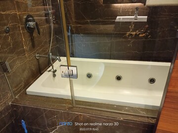 Furnished Amenities in 3 BHK Apartment at Boutique Residential Apartments C-253, Defence Colony – for Rent