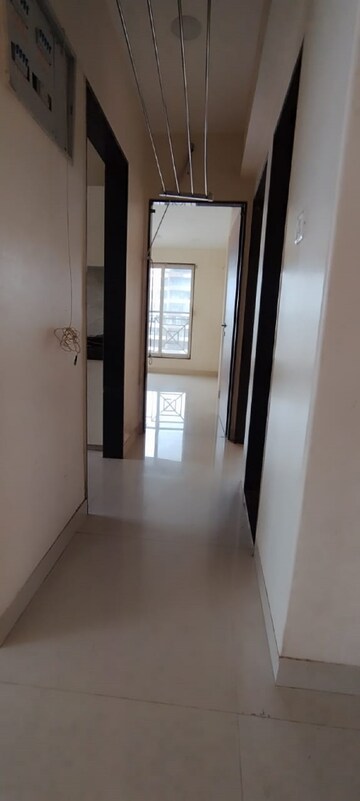 Room in 2 BHK Apartment at Santacruz West – for Rent