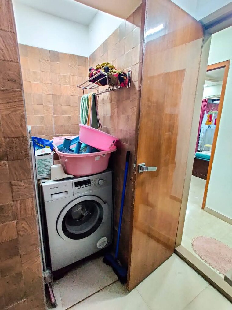  Parking, kailash-tower-nalasopara 1 Bedroom 650 Sq.Ft. Apartment In Nalasopara East Palghar 8890995