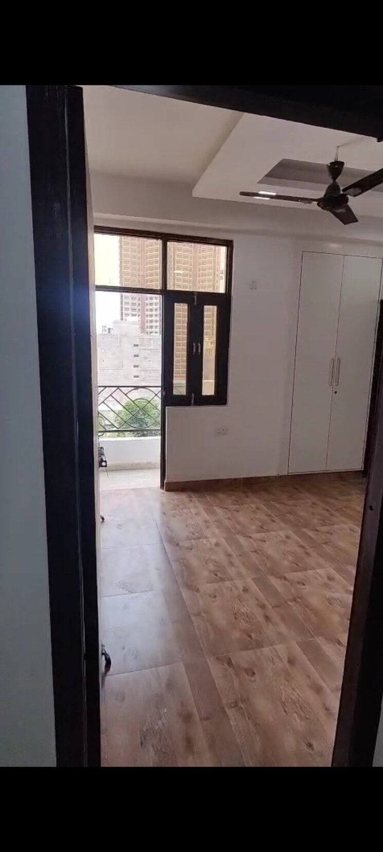 Room, new ashok nagar 2 Bedroom 950 Sq.Ft. Builder Floor In New Ashok Nagar Delhi 8891033