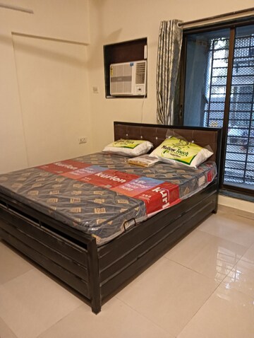 Bedroom in 2 BHK Apartment at Kalpana CHS Vile Parle, Vile Parle East – for Rent