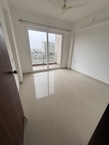 Room in 3 BHK Apartment at Gagan Adira, Wagholi – for Rent