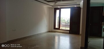 Room in 3 BHK Builder Floor at Saket – for Rent
