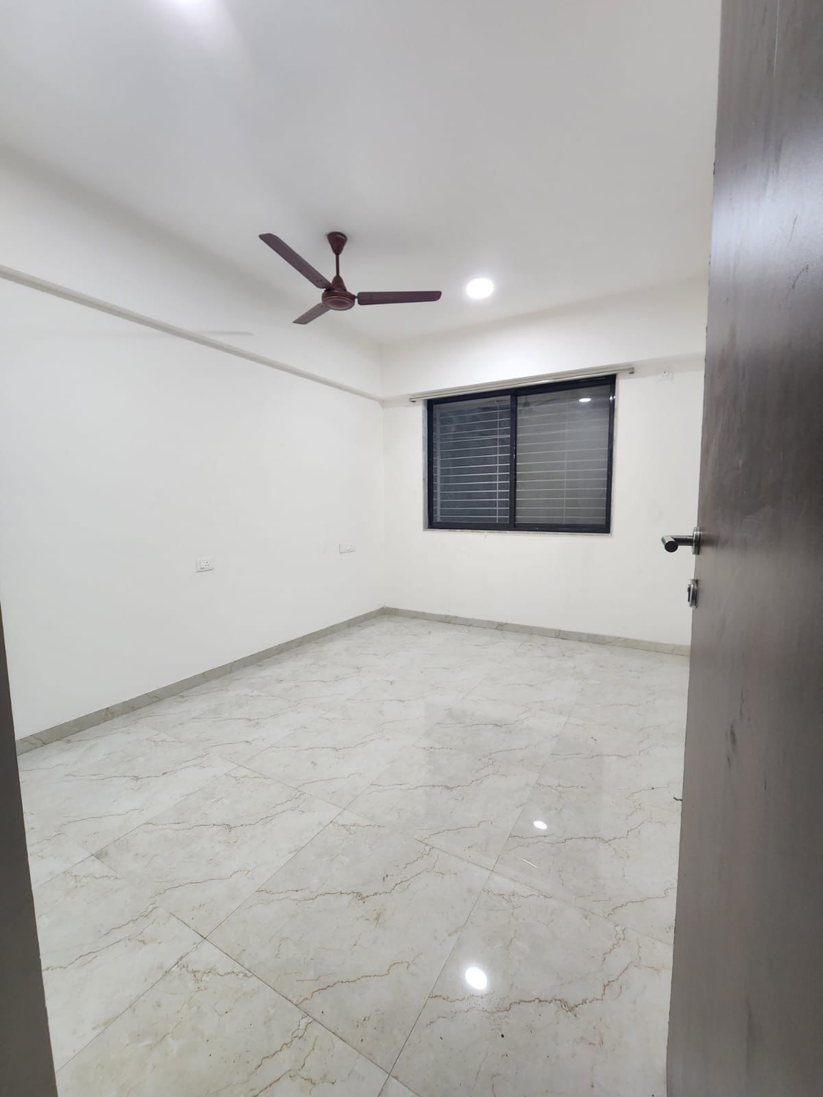 2 BHK Apartment For Rent in M R Galaxy Royale
