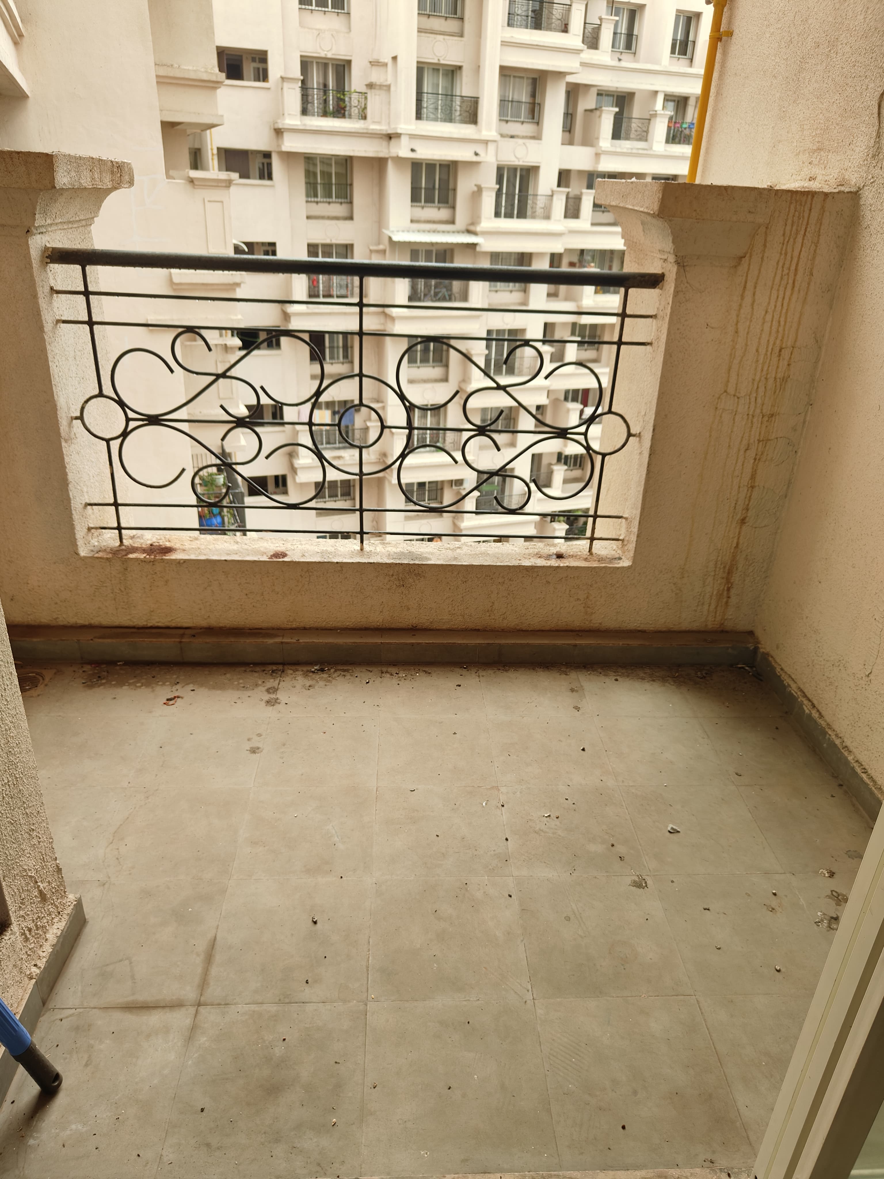 1 BHK + Servant Room Apartment For Sale in Sai Platinium Apartments