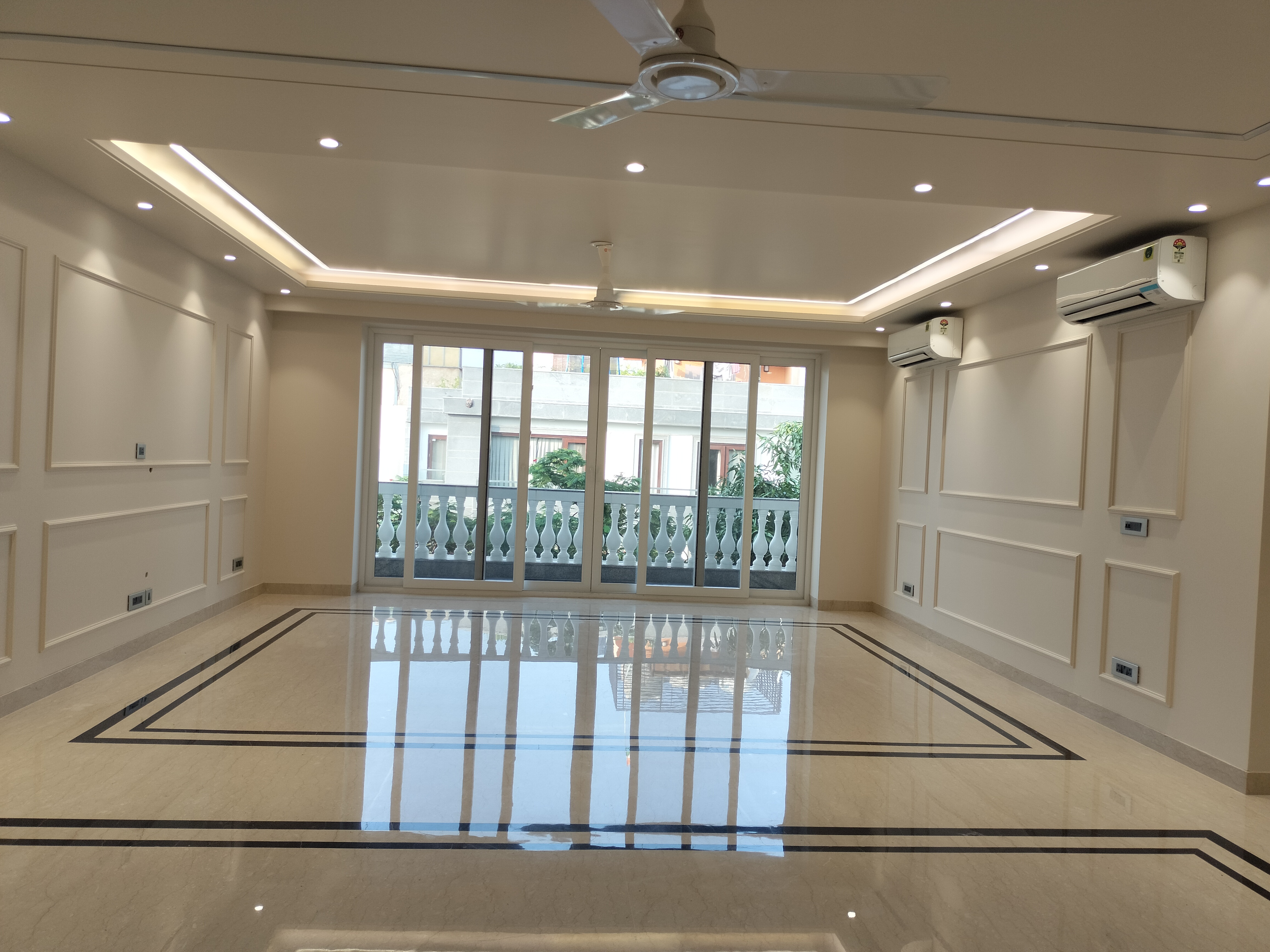 3.5 BHK + Pooja Room,Servant Room,Study Room,Extra Room Apartment For Sale in Boutique Residential Apartments C-253