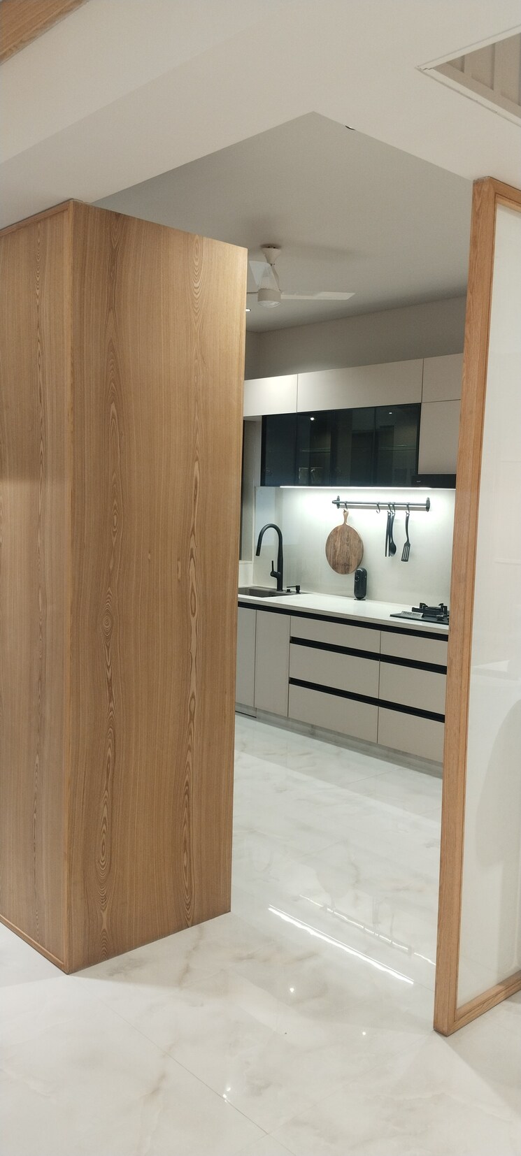 Kitchen, navrangpura 4 Bedroom 2925 Sq.Ft. Apartment In Navrangpura Ahmedabad 8891431