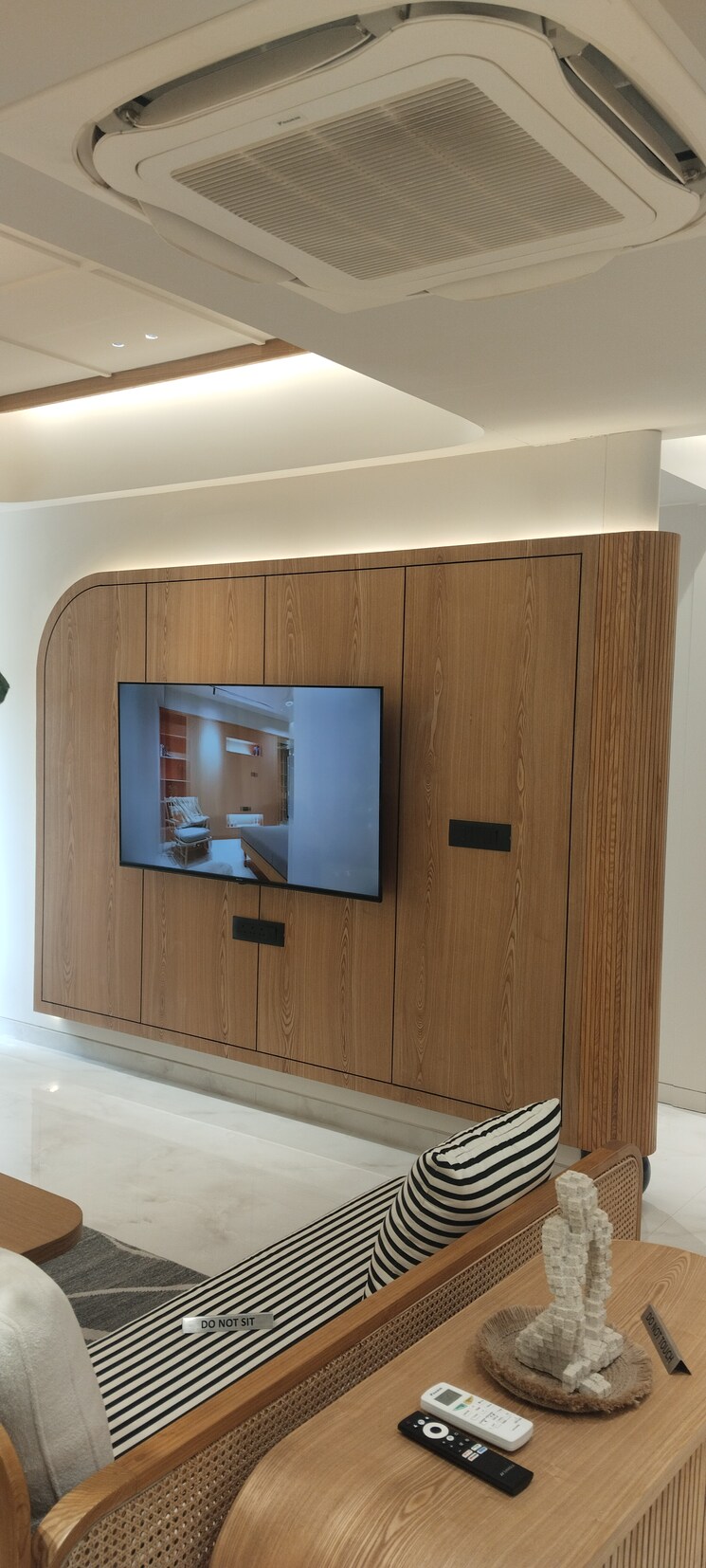 Living Room, navrangpura 4 Bedroom 2925 Sq.Ft. Apartment In Navrangpura Ahmedabad 8891431