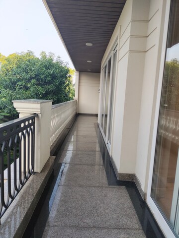 Balcony in 3.5 BHK Apartment at Boutique Residential Apartments C-253, Defence Colony – for Sale