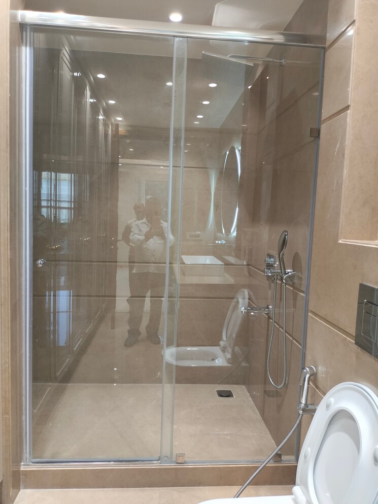 Bathroom, boutique-residential-apartments-c-253 3.5 Bedroom 3100 Sq.Ft. Apartment In Defence Colony Delhi 8891203