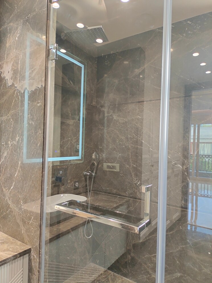 Bathroom, boutique-residential-apartments-c-253 3.5 Bedroom 3100 Sq.Ft. Apartment In Defence Colony Delhi 8891203