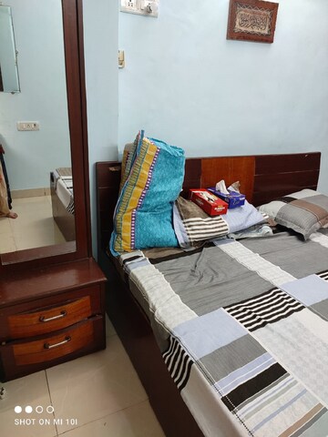 Bedroom in 1 BHK Apartment at Bandra West – for Rent