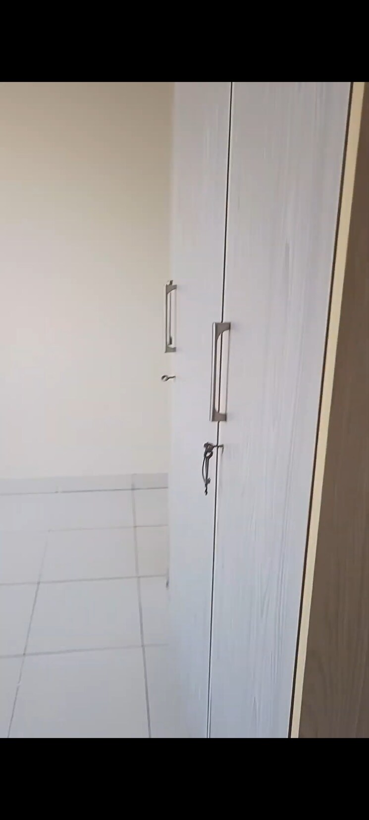 undefined, dlf-ridgewood-estate 3 Bedroom 1371 Sq.Ft. Apartment In Dlf Phase iv Gurgaon 8890559