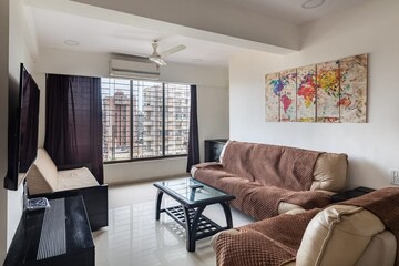 Living Room in 3 BHK Apartment at Khar West – for Rent