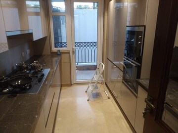 Kitchen in 3.5 BHK Apartment at Defence Colony – for Rent