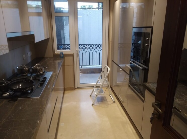 Kitchen, defence colony 3.5 Bedroom 3100 Sq.Ft. Apartment In Defence Colony Delhi 8891274