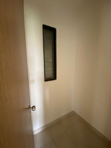 Room in 2 BHK Apartment at Lodha Casa Royale Grande, Majiwada – for Rent