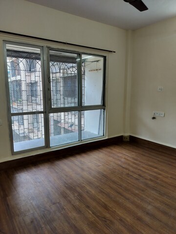 Room in 2 BHK Apartment at Safal Complex, Nerul – for Rent