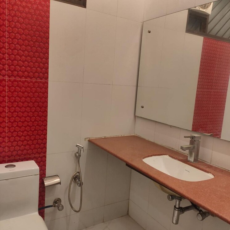 Bathroom, saket 4 Bedroom 500 Sq.Yd. Builder Floor In Saket Delhi 8891425
