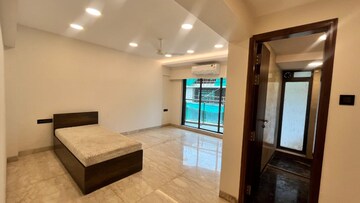 Living Room in 3 BHK Builder Floor at Andheri West – for Rent
