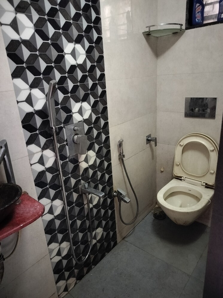 Bathroom, indraprastha-chs-nerul 2 Bedroom 950 Sq.Ft. Apartment In Nerul Sector 19a Navi Mumbai 8891429