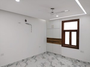 3.5 BHK Builder Floor For Sale in Mahavir Enclave