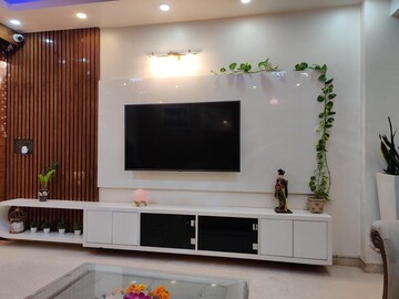 Furnished Amenities in 2 BHK Builder Floor at Ansal Sushant Lok I, Sector 43 – for Rent