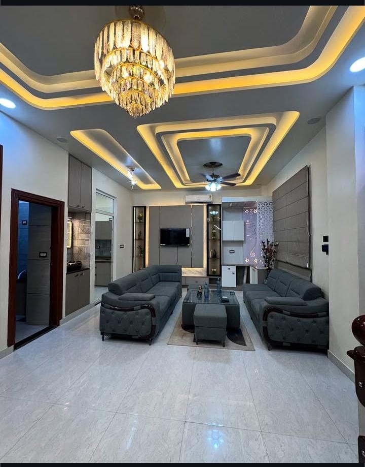 2.5 BHK + Pooja Room,Extra Room Builder Floor For Sale in Building Floor 