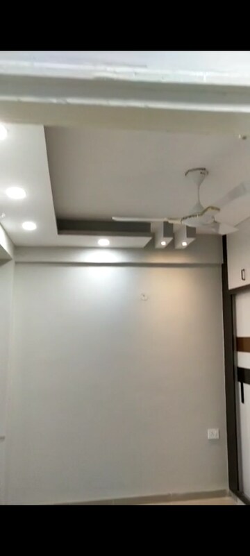 Room in 2 BHK Apartment at Shree Vardhman Green Court, Sector 90 – for Rent