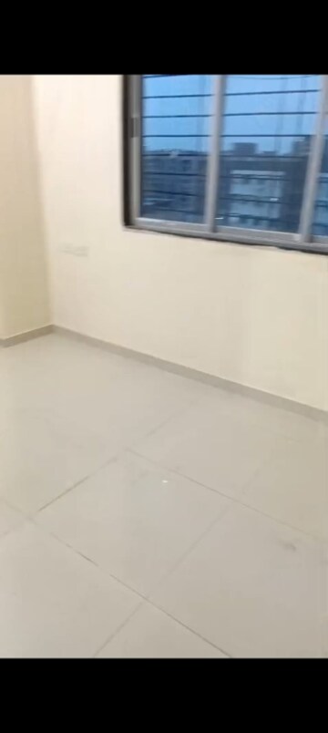 Room in 2 BHK Apartment at Swaroop Harmony, Vakola – for Rent