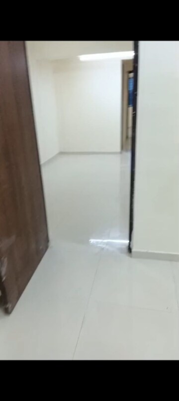 Room in 2 BHK Apartment at Swaroop Harmony, Vakola – for Rent