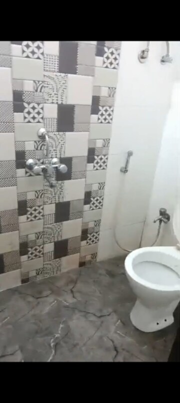 Bathroom in 2 BHK Apartment at Swaroop Harmony, Vakola – for Rent