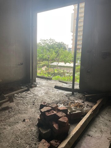 Living Room in 3 BHK Builder Floor at Orris Atulyam, Sector 83 – for Sale