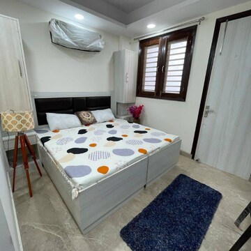 Team Area in 1 RK Builder Floor at Sector 43 – for Rent