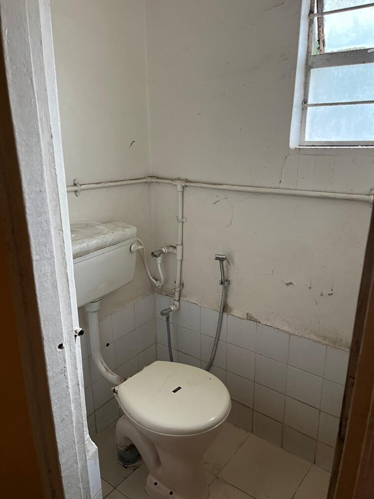 Bathroom, navi peth 1 Bedroom 473 Sq.Ft. Apartment In Navi Peth Pune 8891492