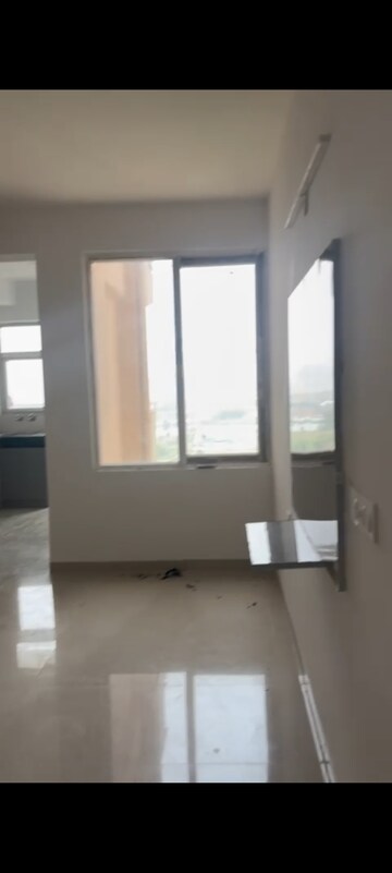 Room in 2 BHK Apartment at Shree Vardhman Green Court, Sector 90 – for Rent