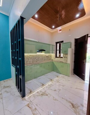 Kitchen in 3 BHK Builder Floor at Sector 33 – for Sale