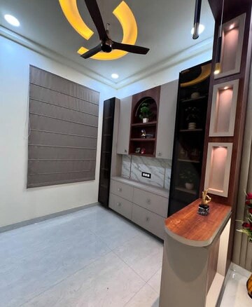 Parking in 2.5 BHK Builder Floor at Sector 36 – for Sale