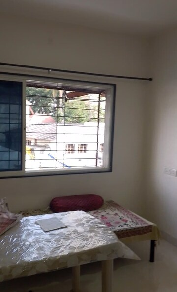 Room in 2 BHK Builder Floor at Hingne Khurd – for Sale